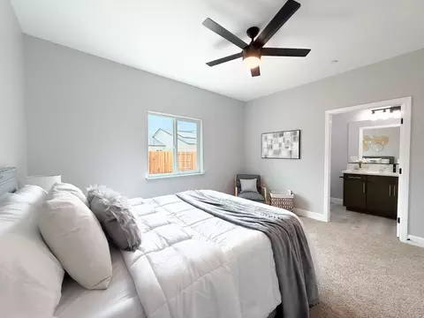 Bedroom - 1519 9th Ave, Olivehurst, CA 95961 photo 10 of 12