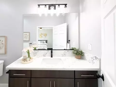 Bath - 1519 9th Ave, Olivehurst, CA 95961 photo 4 of 4