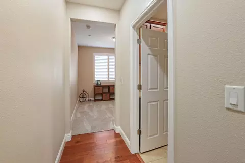 Entry Way - 1534 Maple Valley St, Manteca, CA 95336 photo 2 of 3