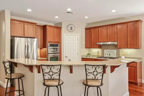 Kitchen - 1534 Maple Valley St, Manteca, CA 95336 photo 2 of 6