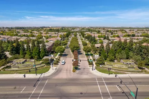 View/Area - 1534 Maple Valley St, Manteca, CA 95336 photo 3 of 17