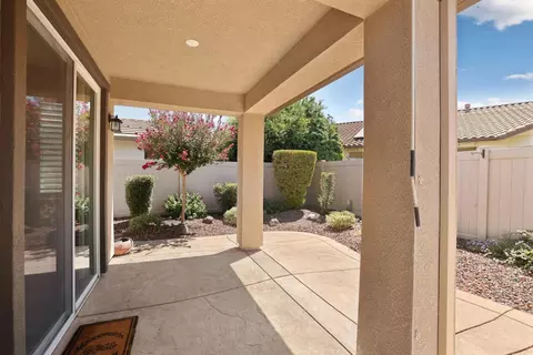 Exterior - 1534 Maple Valley St, Manteca, CA 95336 photo 8 of 9