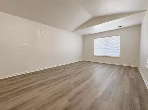 Living - 105 Park St, Gridley, CA 95948 photo 5 of 5