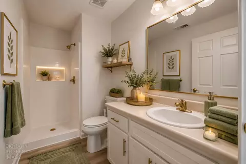 Bath - 105 Park St, Gridley, CA 95948 photo 5 of 6