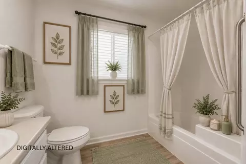 Bath - 105 Park St, Gridley, CA 95948 photo 3 of 6