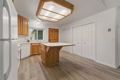 Kitchen - 105 Park St, Gridley, CA 95948 photo 3 of 4