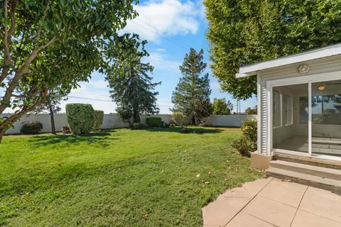 Exterior - 6539 E Peltier Rd, Acampo, CA 95220 photo 11 of 21