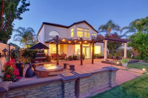 3500 W Island Ct, Elk Grove, CA 95758
