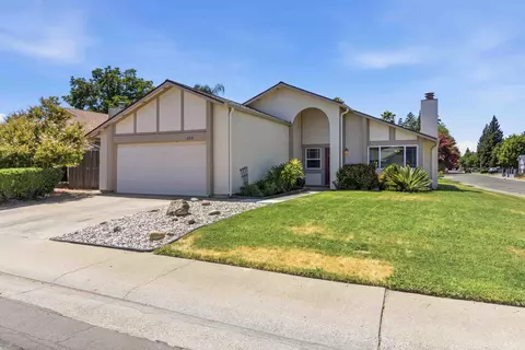 4214 Thornhill Dr, Sacramento, CA 95826