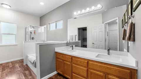 Bath - 3595 Quail Hill Rd, Copperopolis, CA 95228 photo 2 of 4