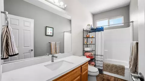 Bath - 3595 Quail Hill Rd, Copperopolis, CA 95228 photo 1 of 4
