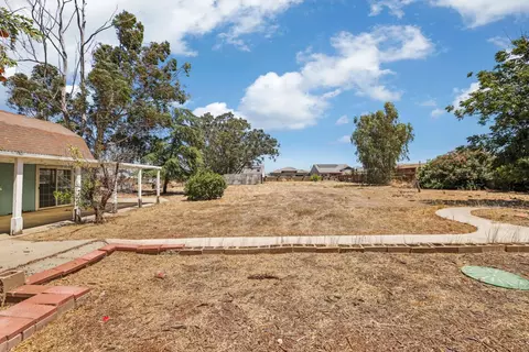 Exterior - 2898 S Corral Hollow Rd, Tracy, CA 95377 photo 7 of 8