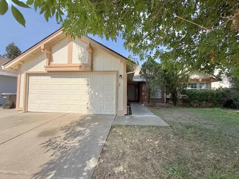 8561 Vintage Park Dr, Sacramento, CA 95828