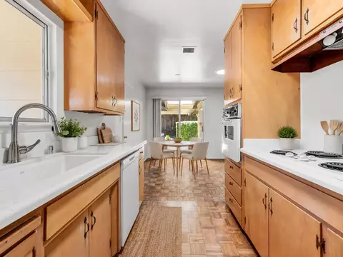 Kitchen - 1118 Stanford Pl, Davis, CA 95616 photo 2 of 5
