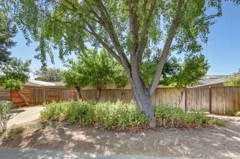 Exterior - 1118 Stanford Pl, Davis, CA 95616 photo 18 of 19