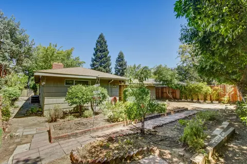 Exterior - 1118 Stanford Pl, Davis, CA 95616 photo 14 of 19