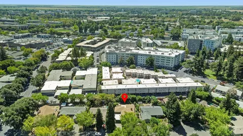 View/Area - 1118 Stanford Pl, Davis, CA 95616 photo 6 of 7