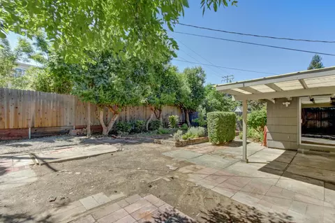 Exterior - 1118 Stanford Pl, Davis, CA 95616 photo 9 of 19