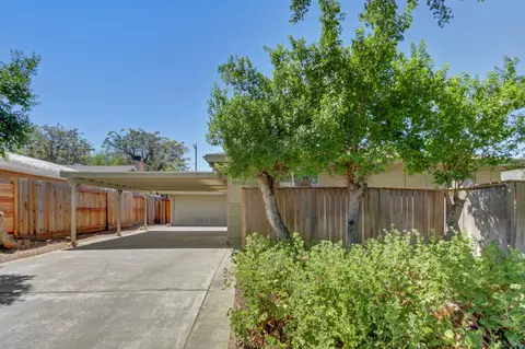 Exterior - 1118 Stanford Pl, Davis, CA 95616 photo 5 of 19
