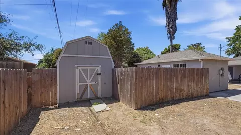 Exterior - 2418 E Park St, Stockton, CA 95205 photo 9 of 14