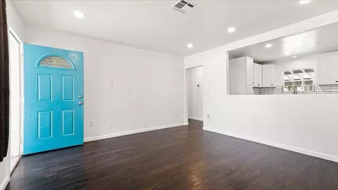 Living - 2418 E Park St, Stockton, CA 95205 photo 1 of 3