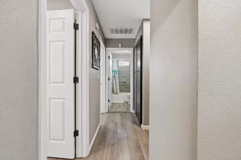 Entry Way - 242 Martha St, Manteca, CA 95337 photo 4 of 4