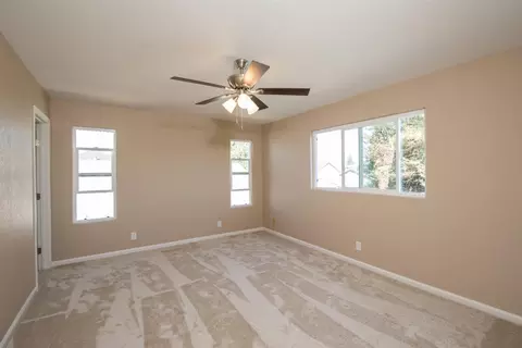 Bedroom - 1621 Davis St, Ripon, CA 95366 photo 8 of 11