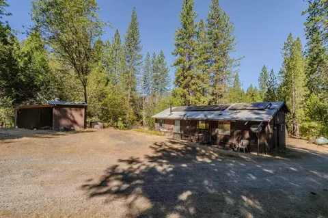 Exterior - 15736 Armstrong Rd, Sheep Ranch, CA 95246 photo 7 of 28