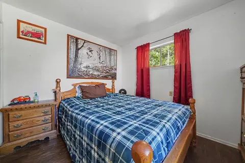 Bedroom - 15736 Armstrong Rd, Sheep Ranch, CA 95246 photo 11 of 15