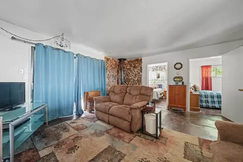 Living - 15736 Armstrong Rd, Sheep Ranch, CA 95246 photo 5 of 10