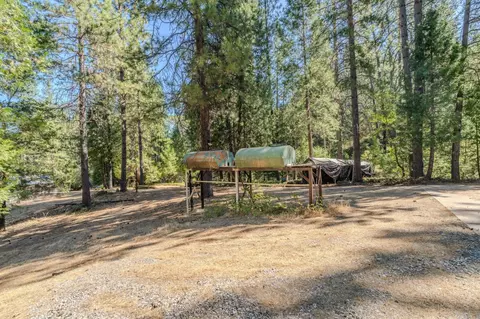 Exterior - 15736 Armstrong Rd, Sheep Ranch, CA 95246 photo 10 of 28