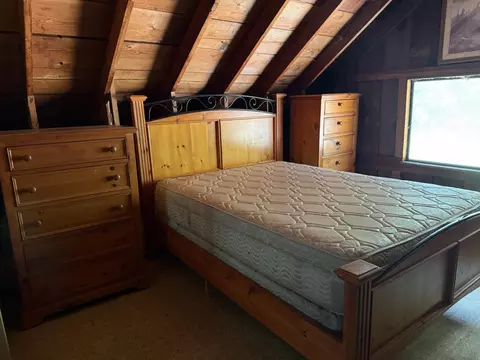 Bedroom - 15736 Armstrong Rd, Sheep Ranch, CA 95246 photo 6 of 15