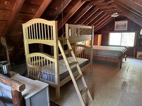 Bedroom - 15736 Armstrong Rd, Sheep Ranch, CA 95246 photo 5 of 15