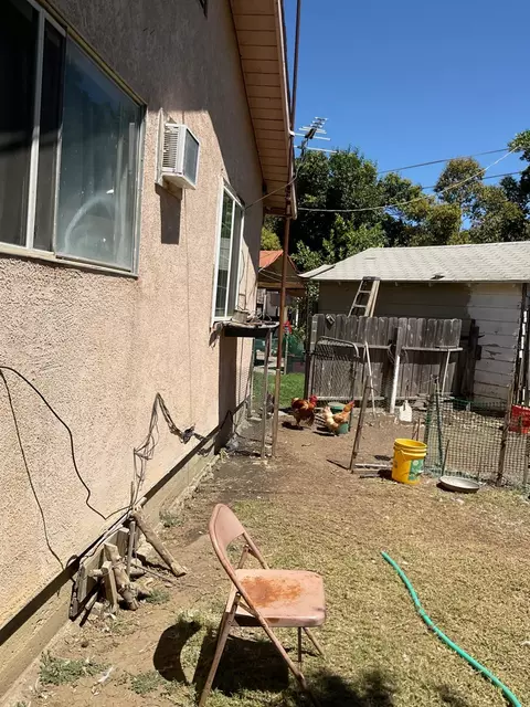Exterior - 303 Plainsburg Rd, Planada, CA 95365 photo 24 of 46