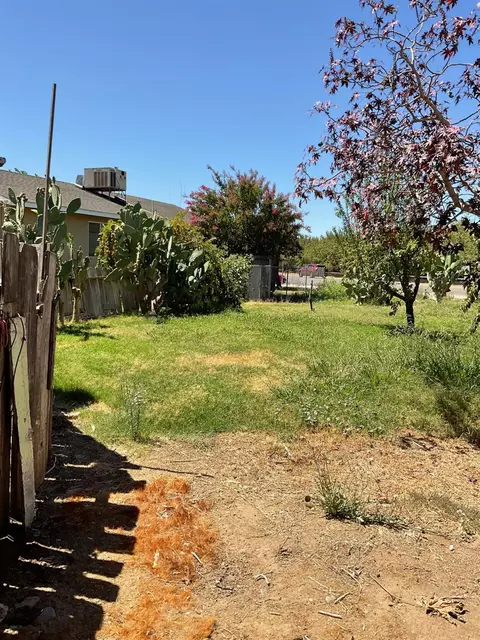 Exterior - 303 Plainsburg Rd, Planada, CA 95365 photo 34 of 46