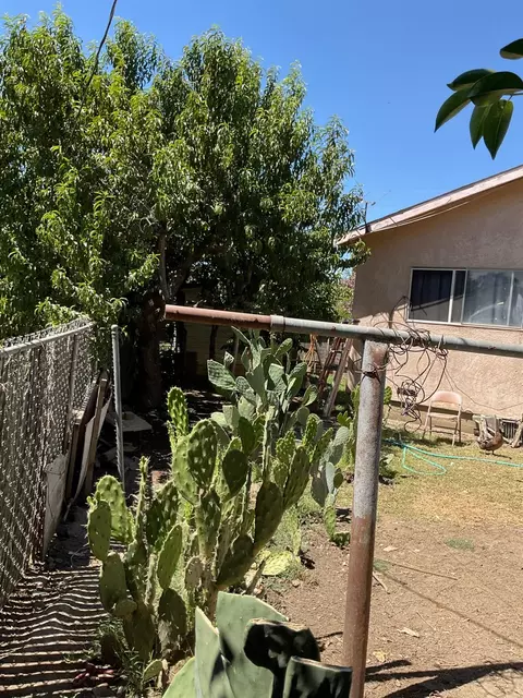 Exterior - 303 Plainsburg Rd, Planada, CA 95365 photo 23 of 46