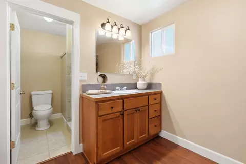 Bath - 3520 Mining Brook Rd, Placerville, CA 95667 photo 1 of 3
