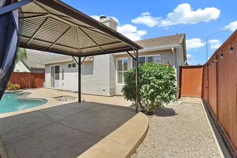 Exterior - 2548 Knobcone Ln, Lodi, CA 95242 photo 9 of 15