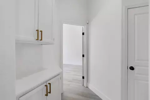 Entry Way - 2548 Knobcone Ln, Lodi, CA 95242 photo 2 of 3