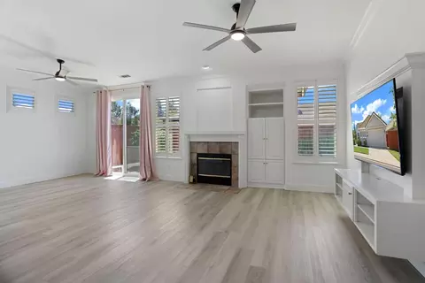 Living - 2548 Knobcone Ln, Lodi, CA 95242 photo 1 of 6