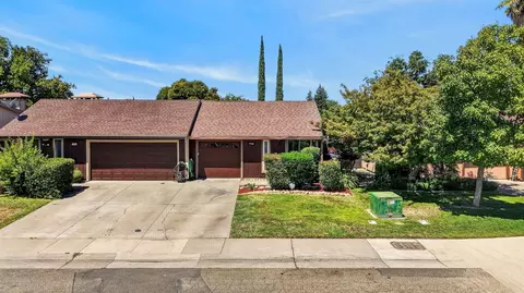 7700 Harvest Woods Dr, Sacramento, CA 95828