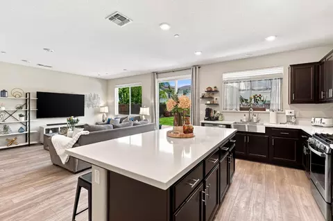 Kitchen - 17511 Gemini Ct, Lathrop, CA 95330 photo 2 of 2