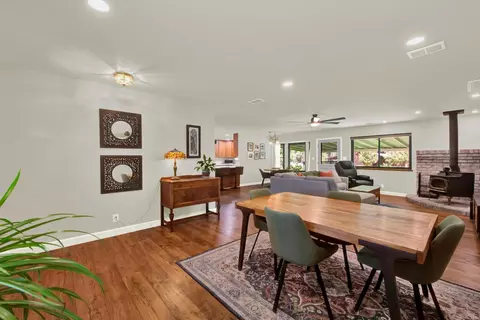 Dining - 8357 County Road 91b, Zamora, CA 95698 photo 3 of 7