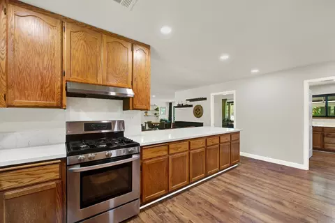 Kitchen - 8357 County Road 91b, Zamora, CA 95698 photo 8 of 9