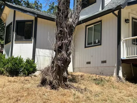 Exterior - 5331 Gold Dust Dr, Placerville, CA 95667 photo 4 of 7