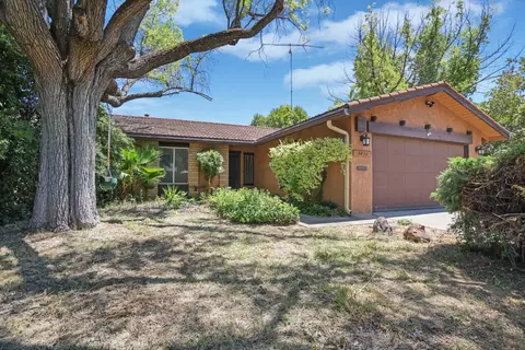 5832 Keyntel St, Citrus Heights, CA 95621