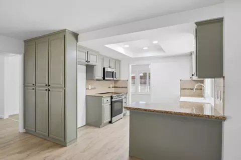 Kitchen - 3508 Sagewood Ct, Modesto, CA 95356 photo 2 of 2