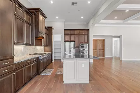 Kitchen - 3045 Celebration, Lodi, CA 95242 photo 5 of 7
