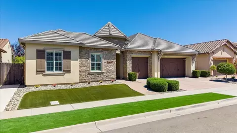 Exterior - 3045 Celebration, Lodi, CA 95242 photo 4 of 9