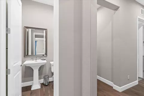 Entry Way - 3045 Celebration, Lodi, CA 95242 photo 9 of 11